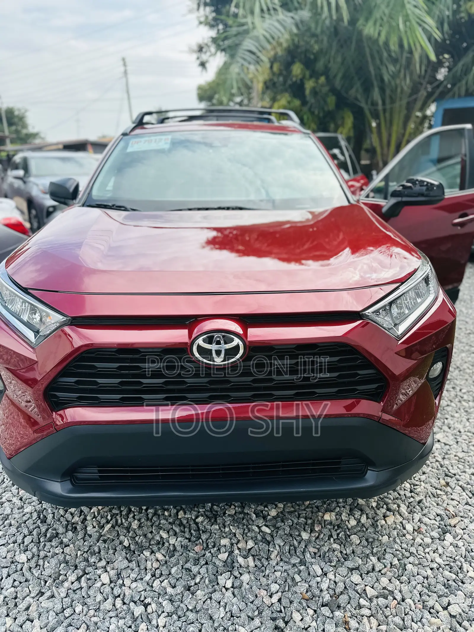 Toyota RAV4 LE AWD 2020 Red