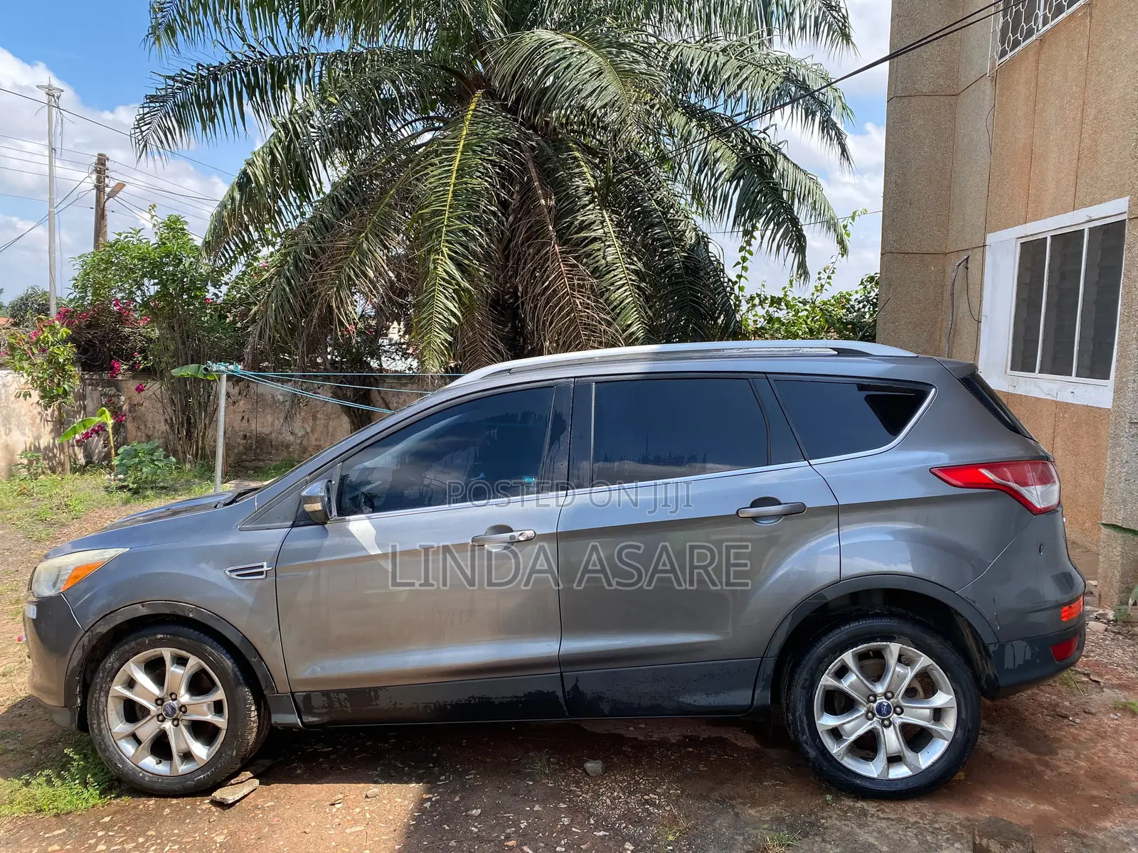 Ford Escape Titanium 4dr SUV (1.6L 4cyl Turbo 6A) 2014 Gray