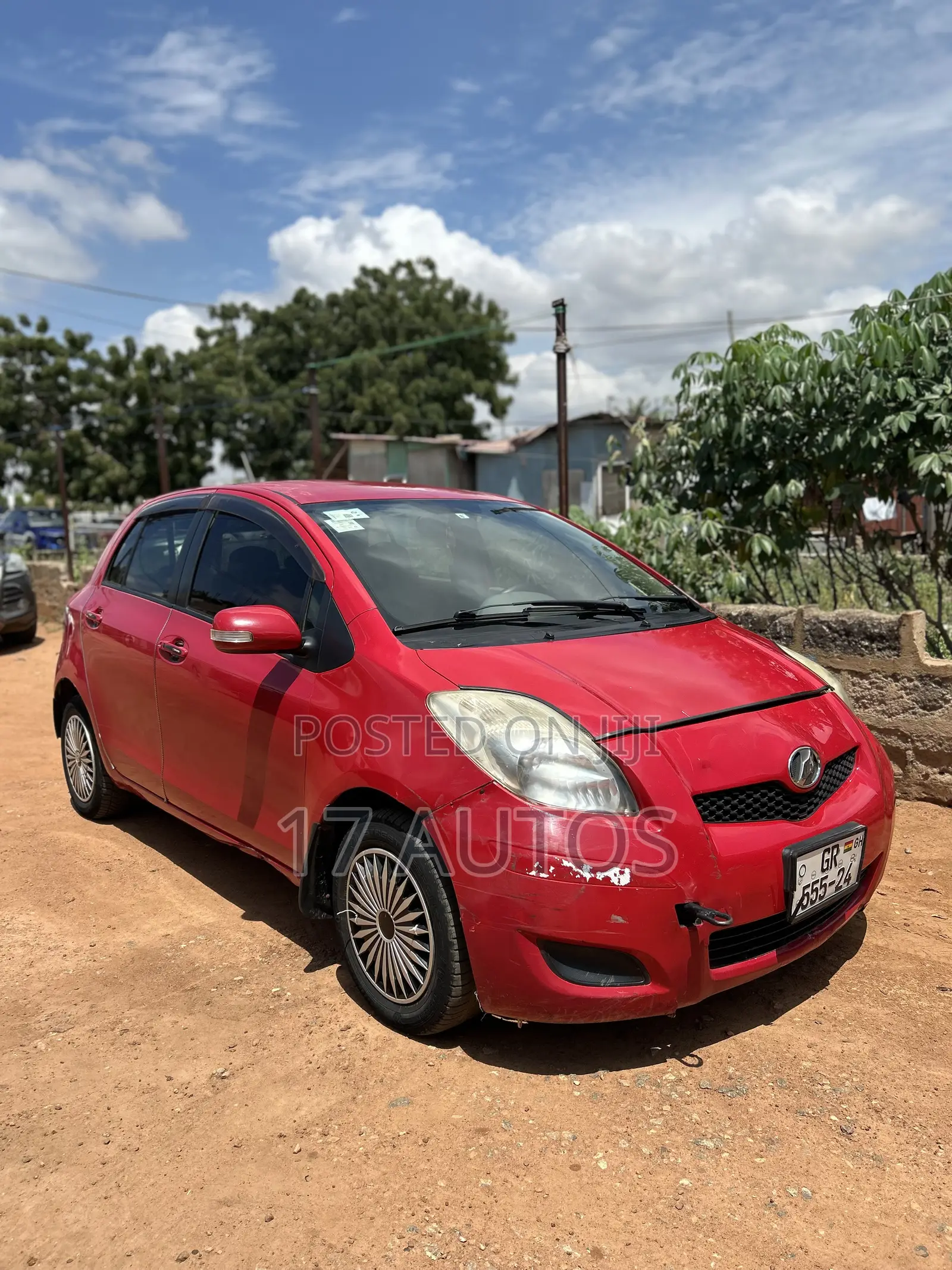 Toyota Vitz 1.0 FWD 3dr 2010 Red