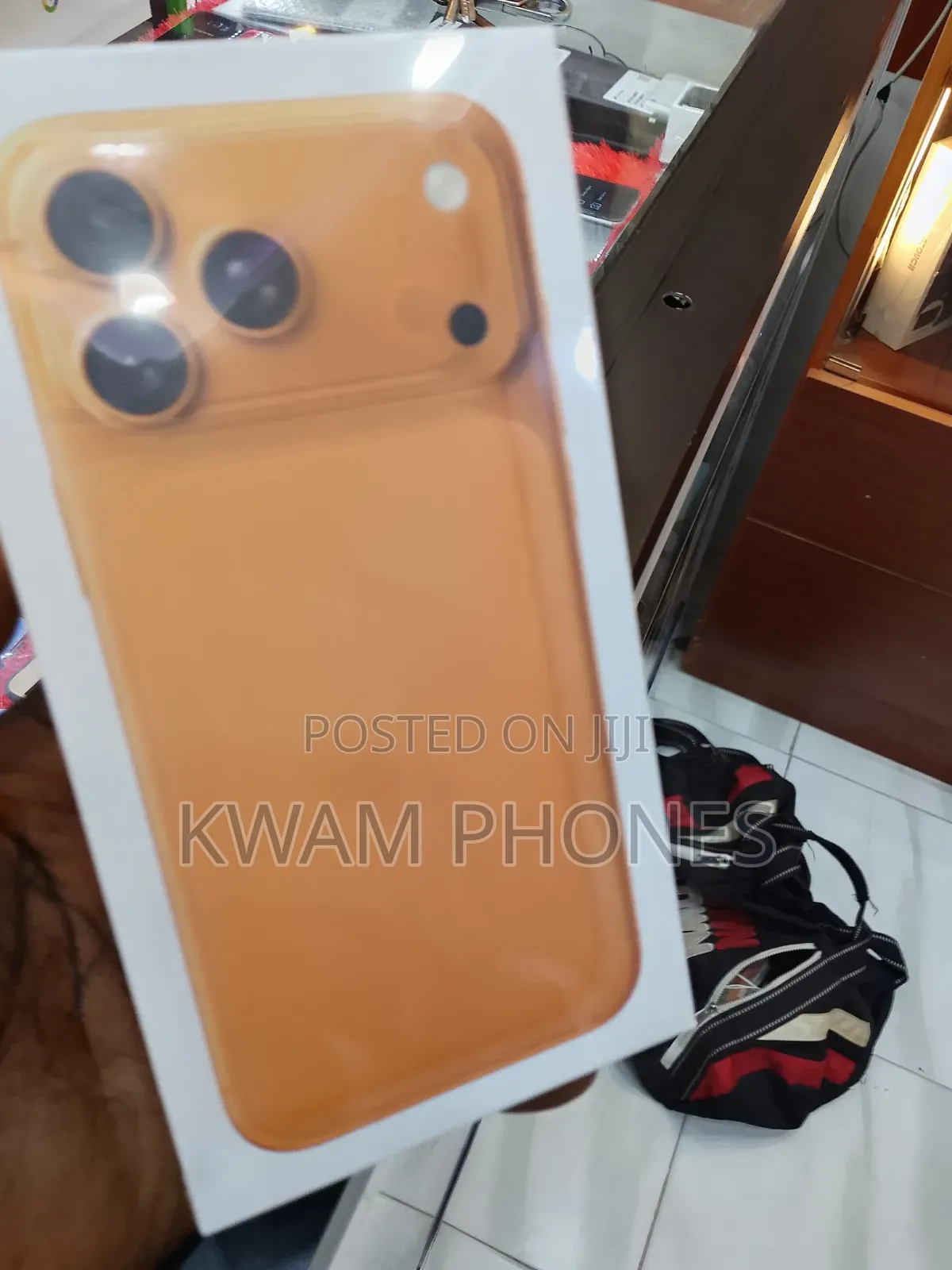 New Apple iPhone 17 Pro Max 1 TB Gold