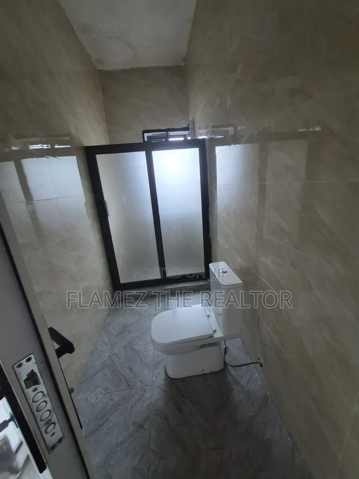 3bdrm Duplex in Acp Estate Area, Kwabenya for sale