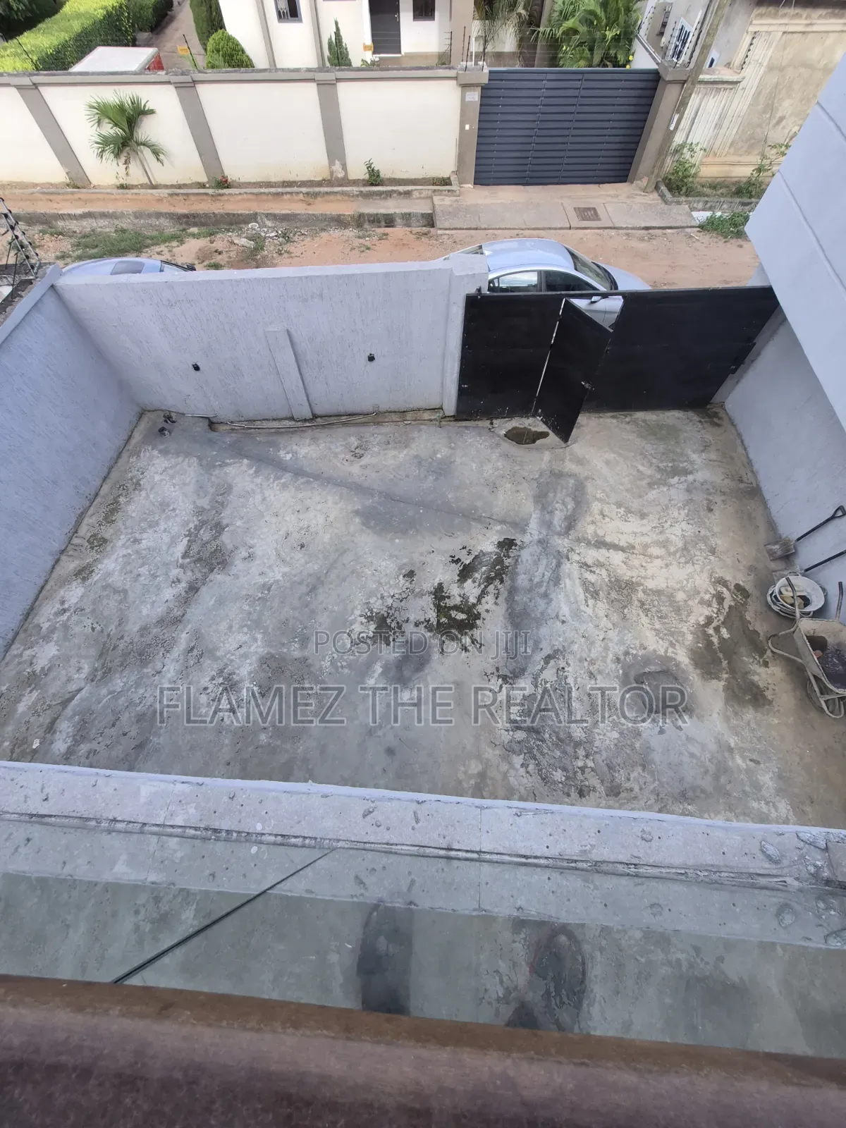 3bdrm House in Acp, Kwabenya for sale