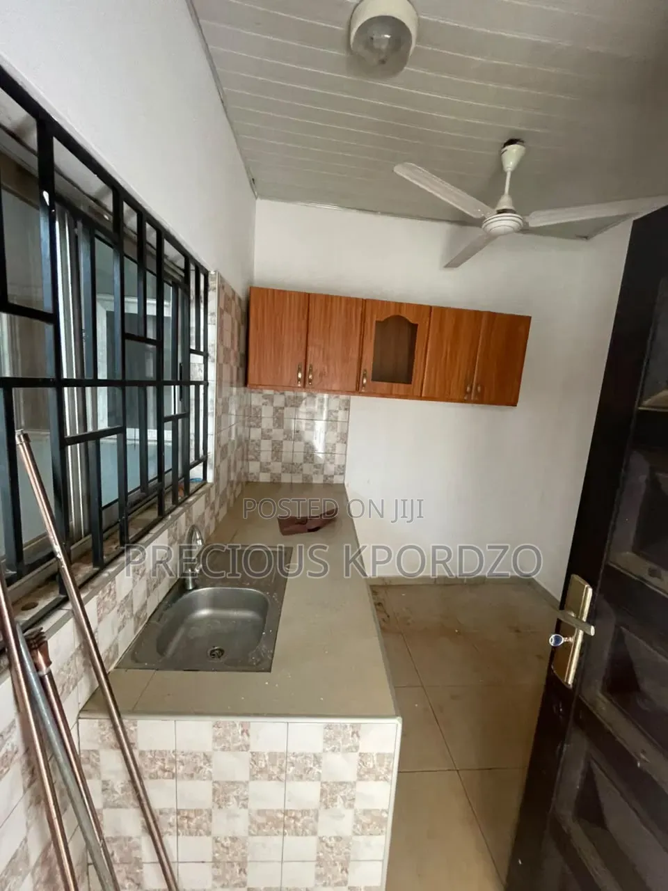 1bdrm Apartment in Housing Down Adenta for rent