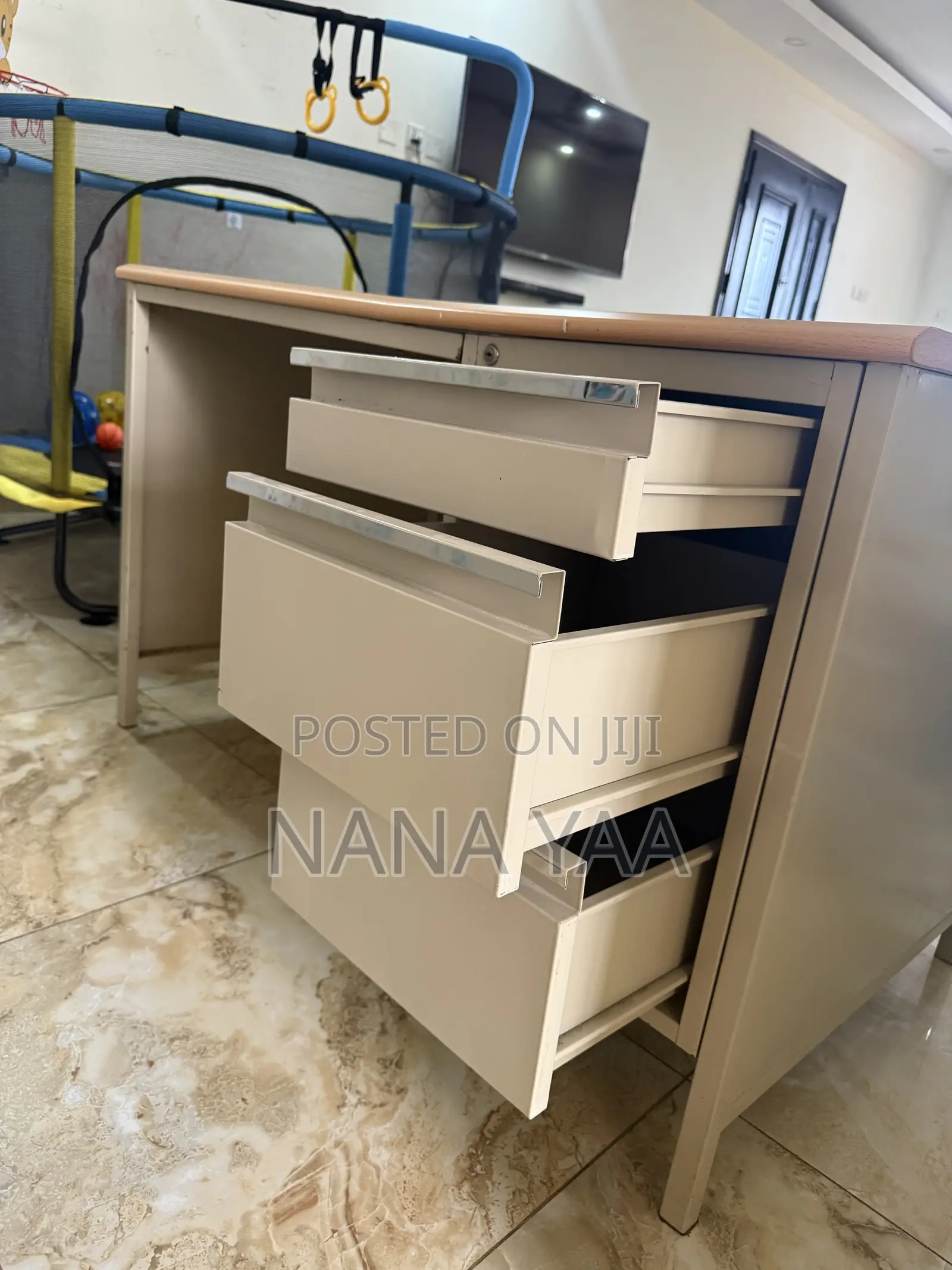 Neatly Used Office/Study Desk for Sale
