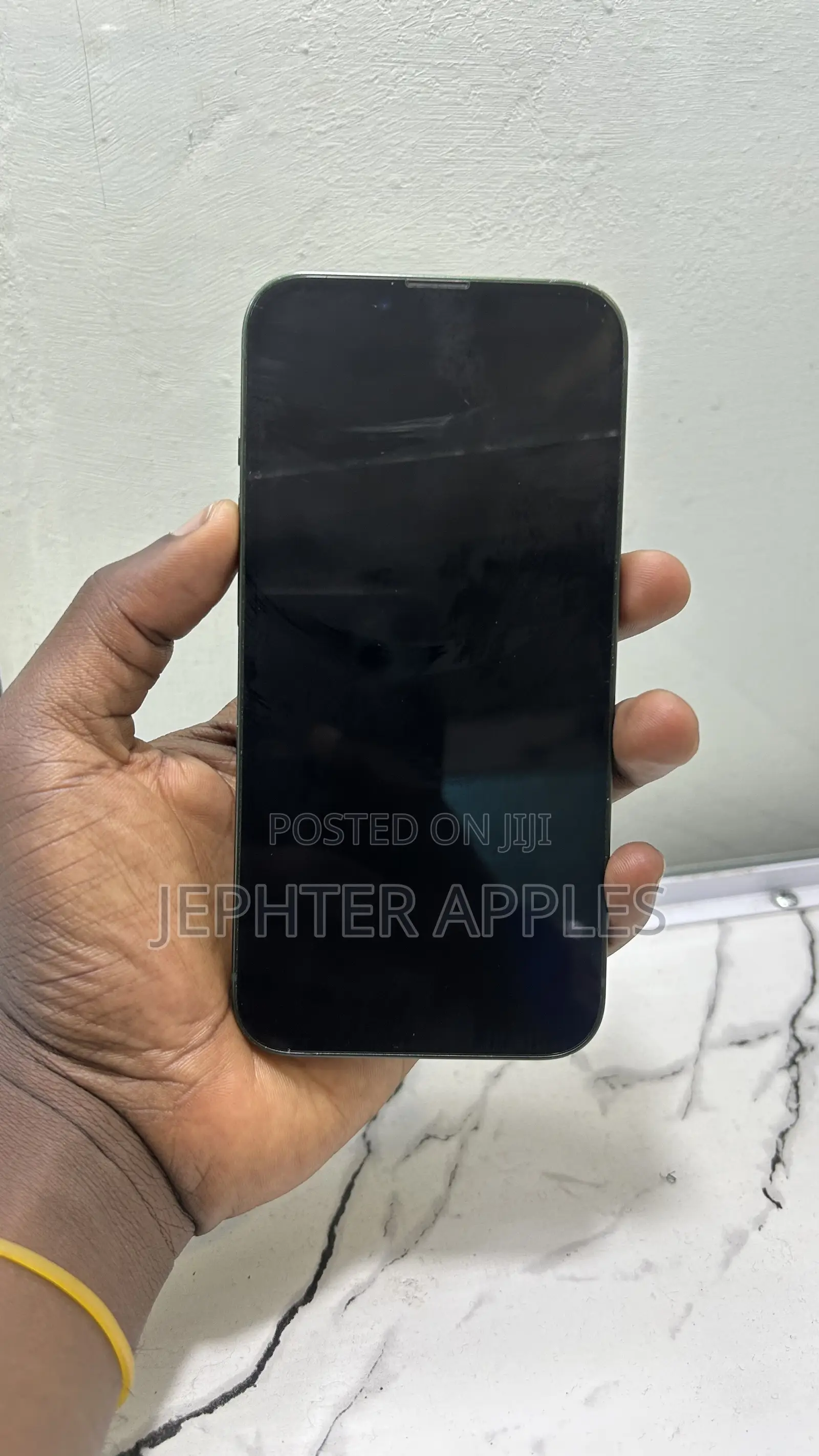 Apple iPhone 13 128 GB Green