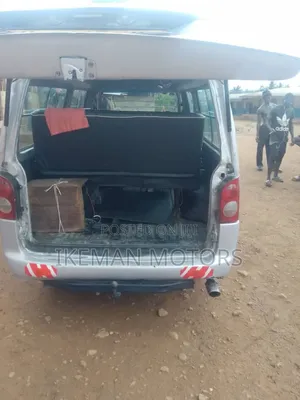 Hyundai H-100 2003 Silver