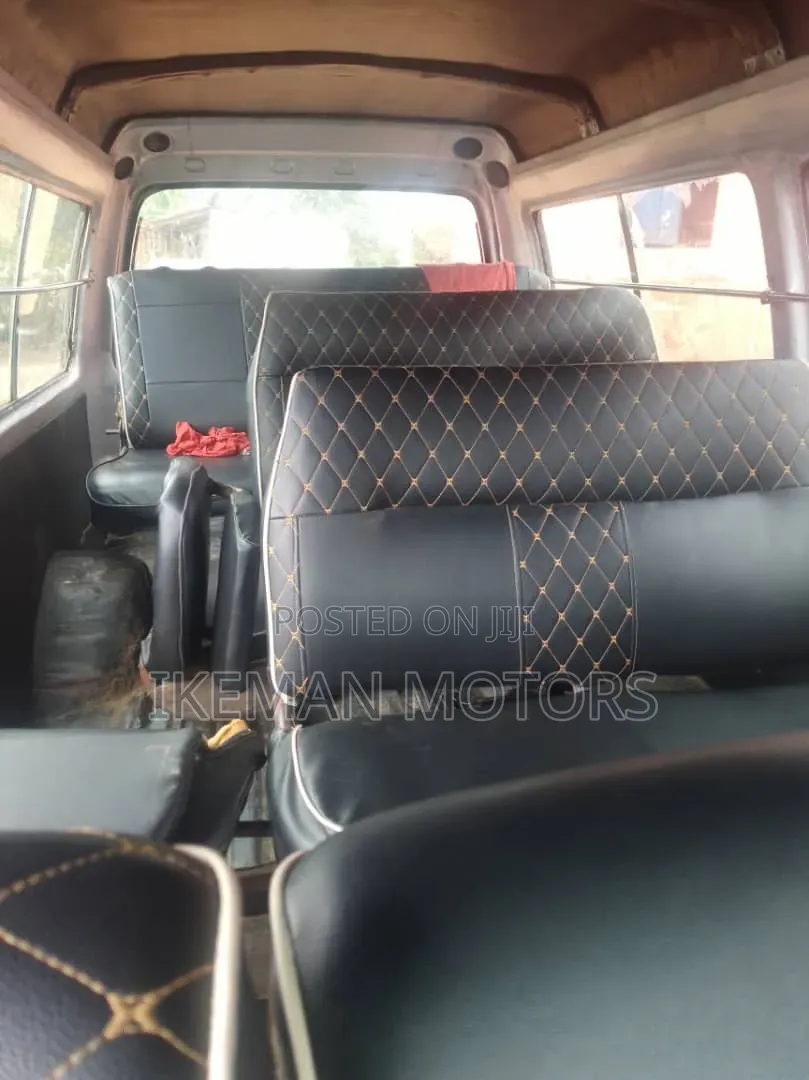 Hyundai H-100 2003 Silver