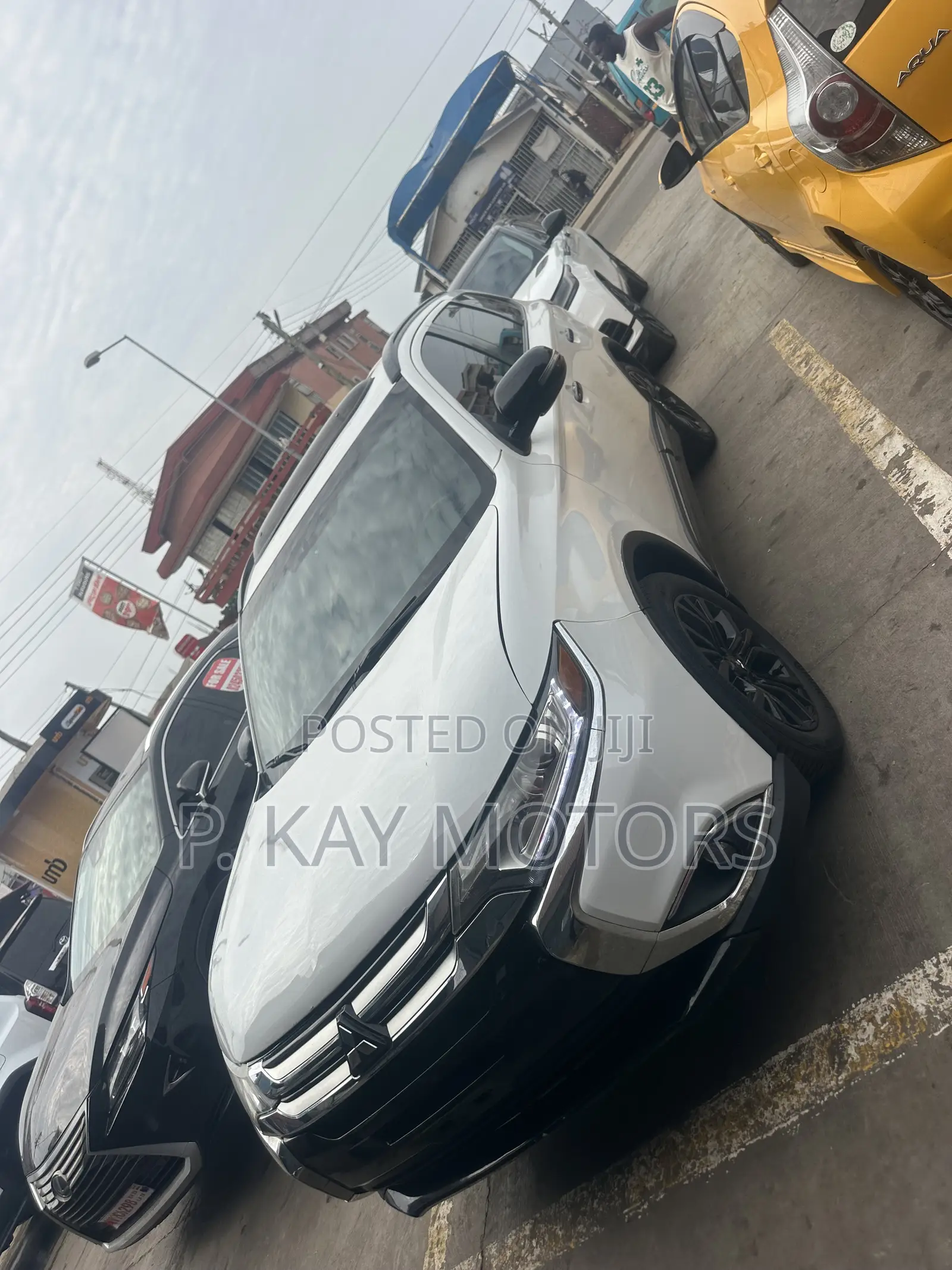 Mitsubishi Outlander SE FWD 2017 White