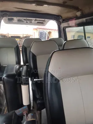 Hyundai H-100 2004 Black