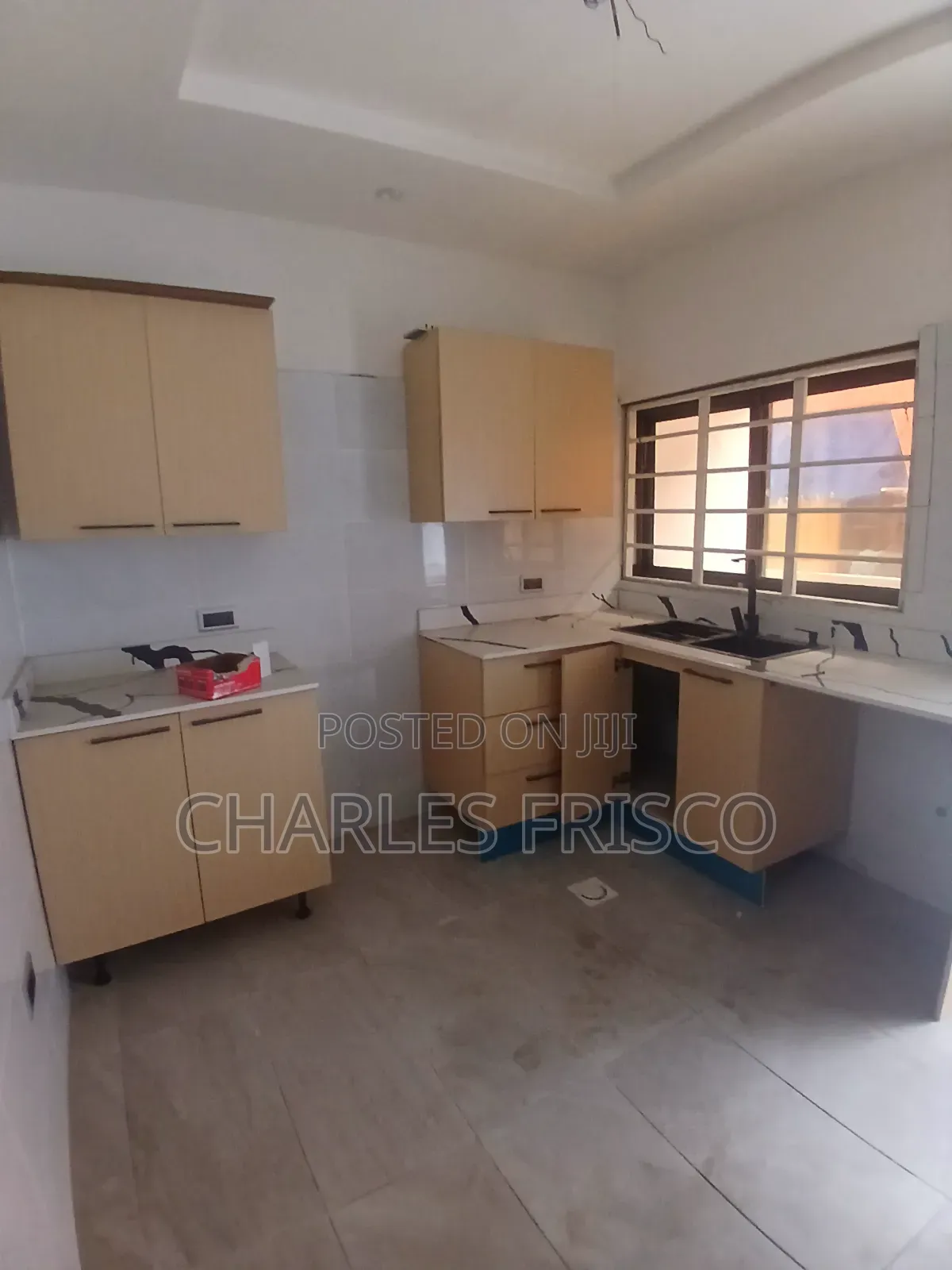 3bdrm Apartment in East Legon, American House for rent