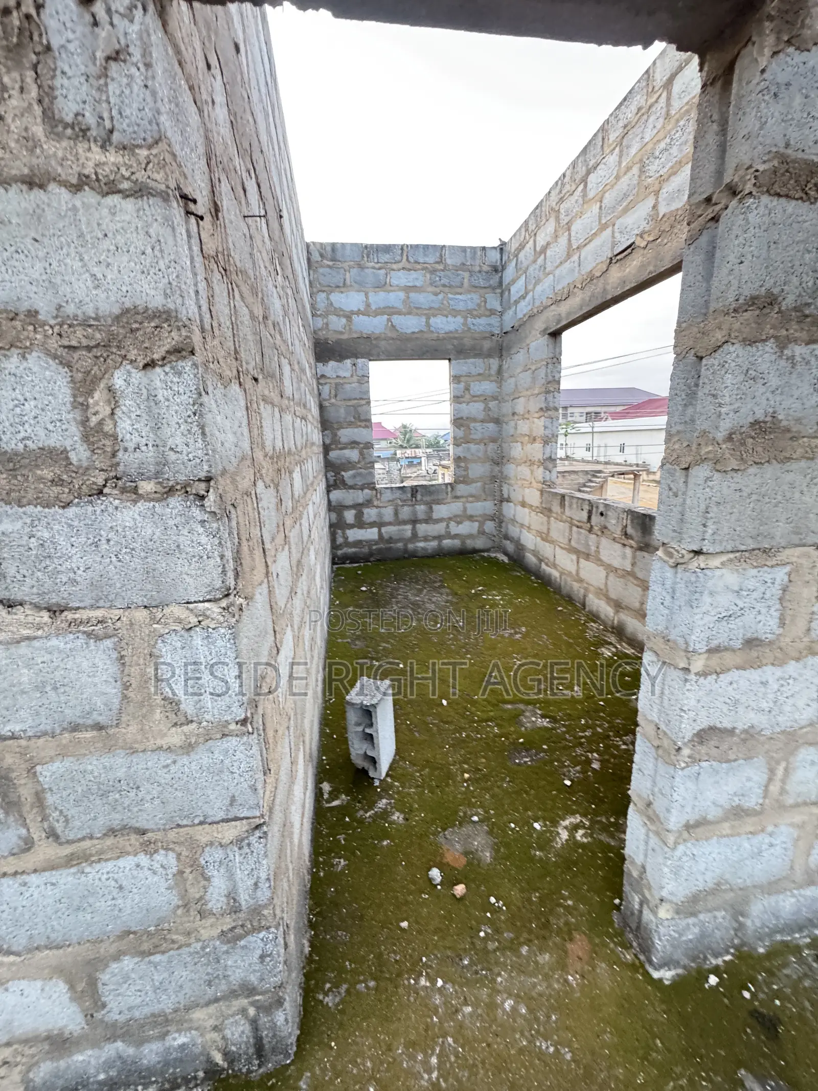 5bdrm House in Resideright, Pokuase for sale