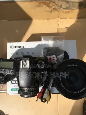 Canon EOS 60D, UK Used With 50mmf1.8 Lens and 18-135mm Two Batteries