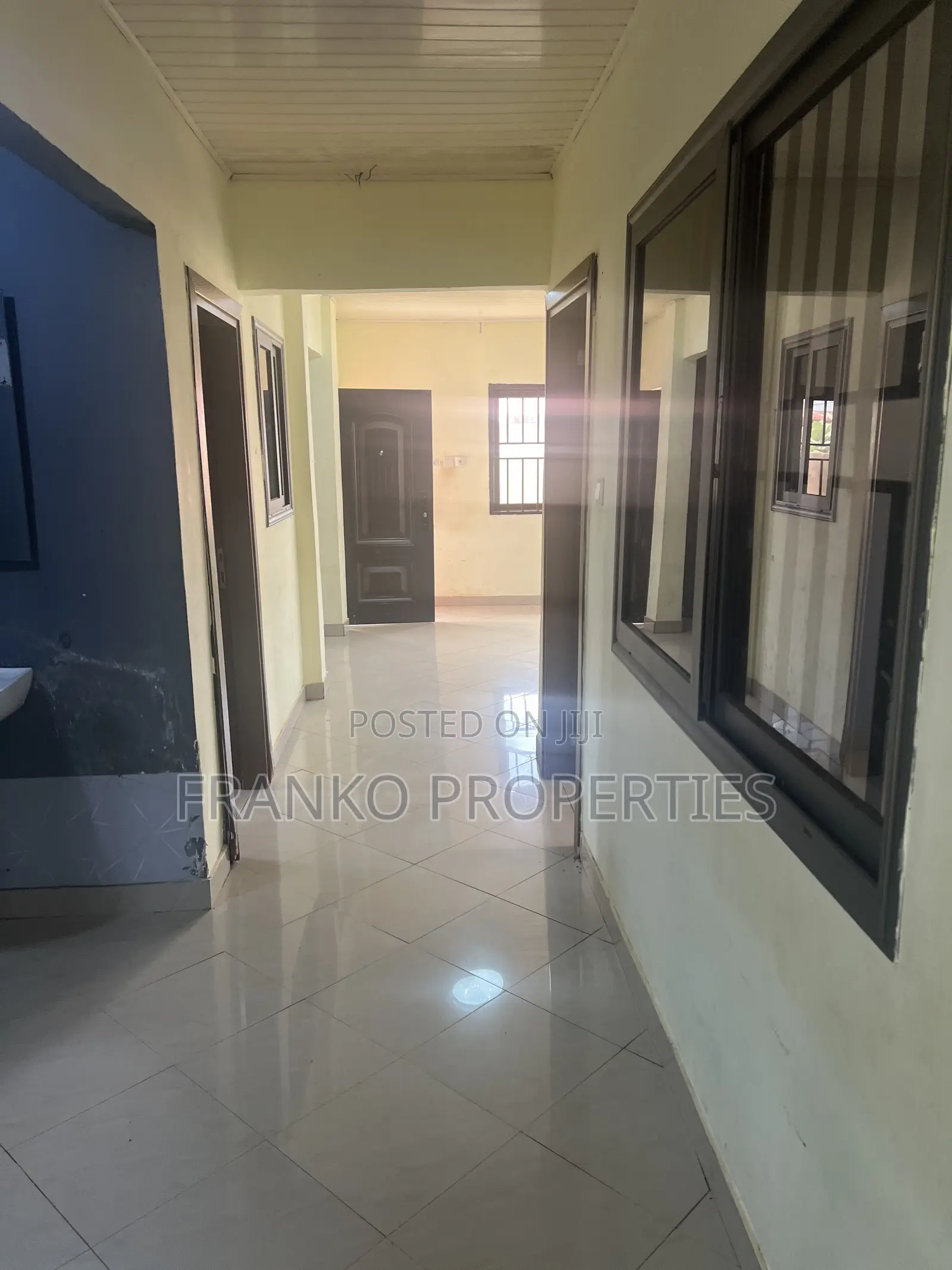 3bdrm House in Franko Properties, School Junction for rent