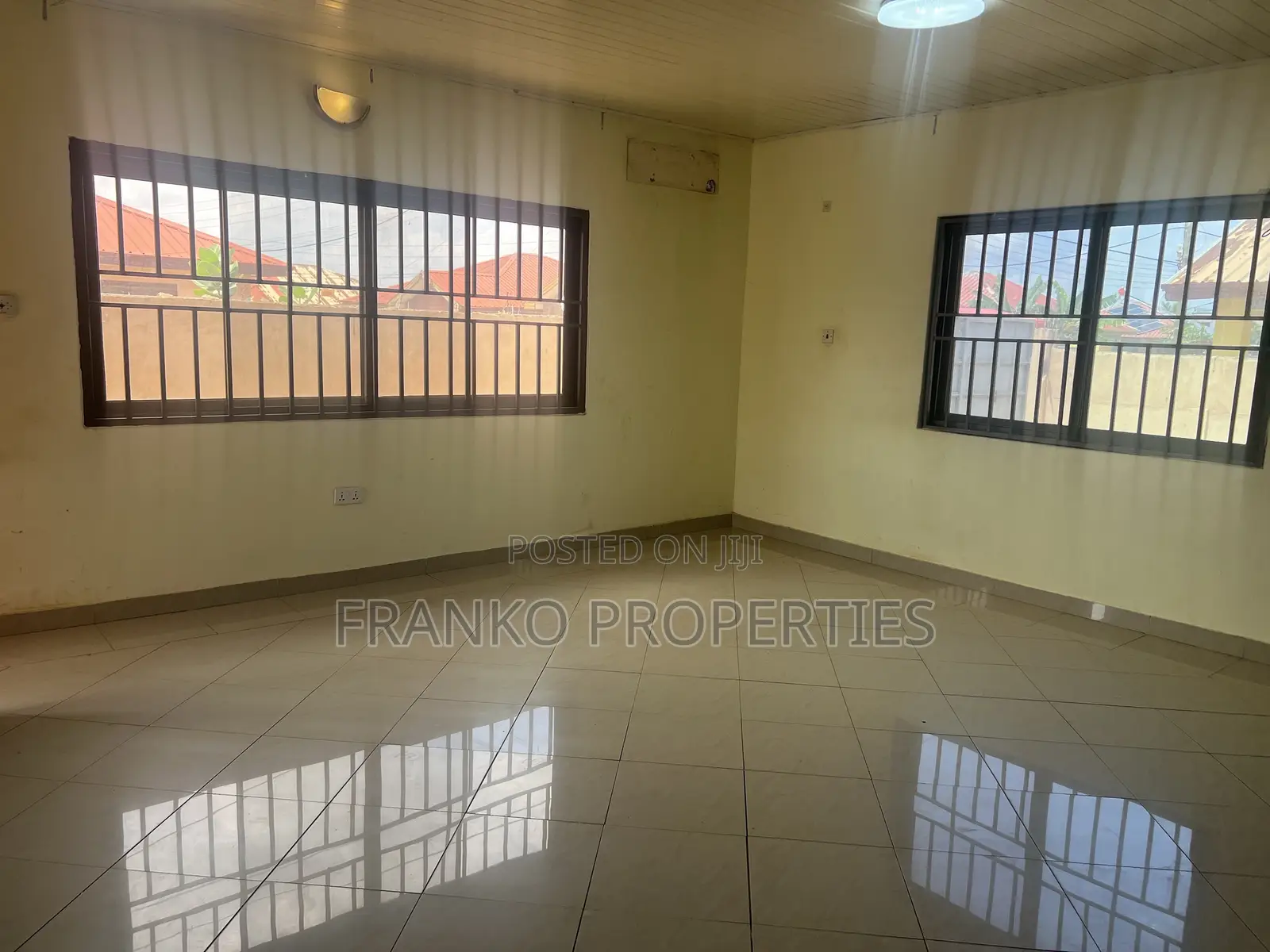 3bdrm House in Franko Properties, School Junction for rent