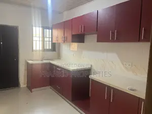 3bdrm House in Franko Properties, School Junction for rent