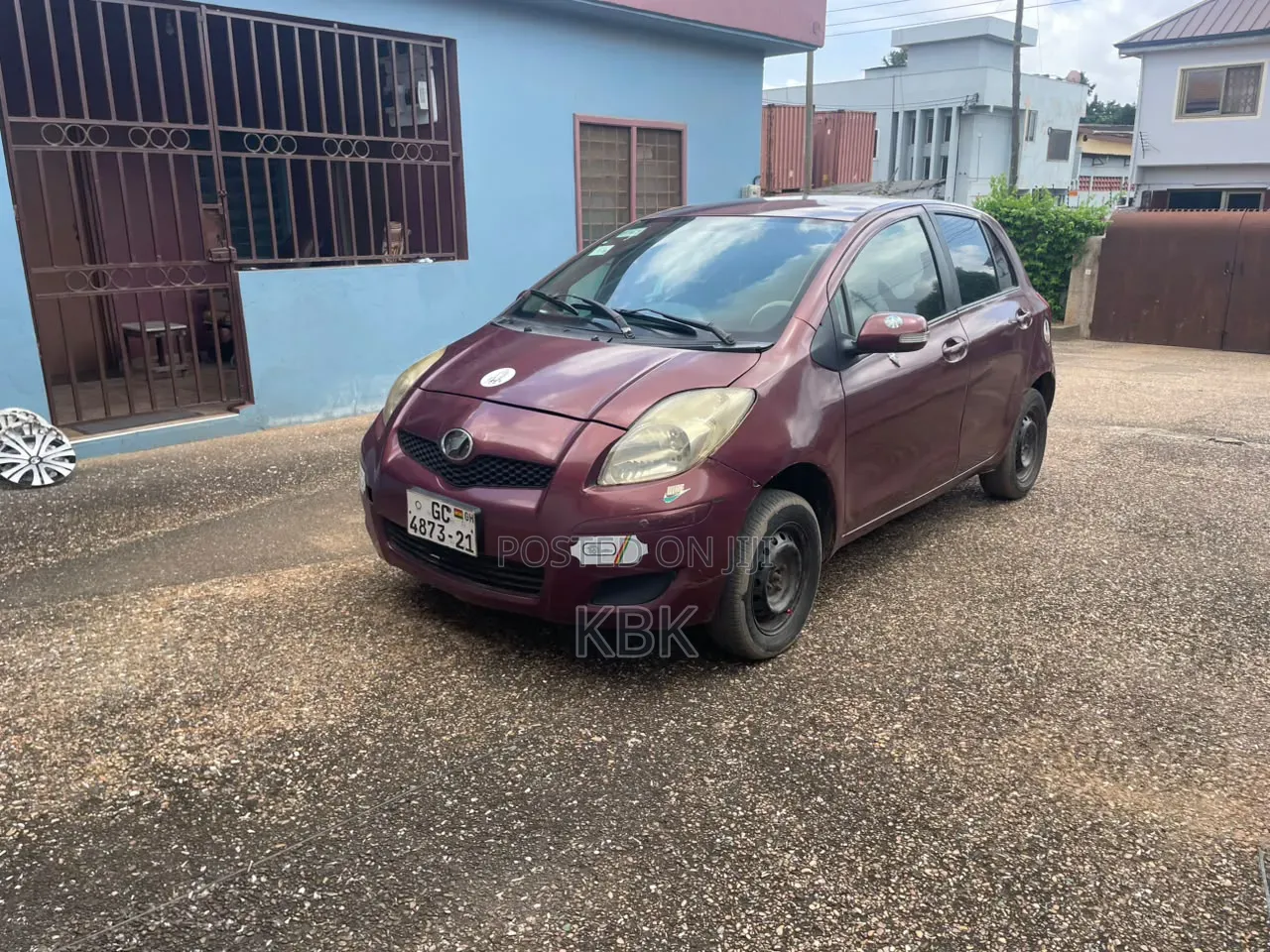 Toyota Vitz 2010 Brown
