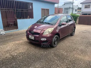 Toyota Vitz 2010 Brown
