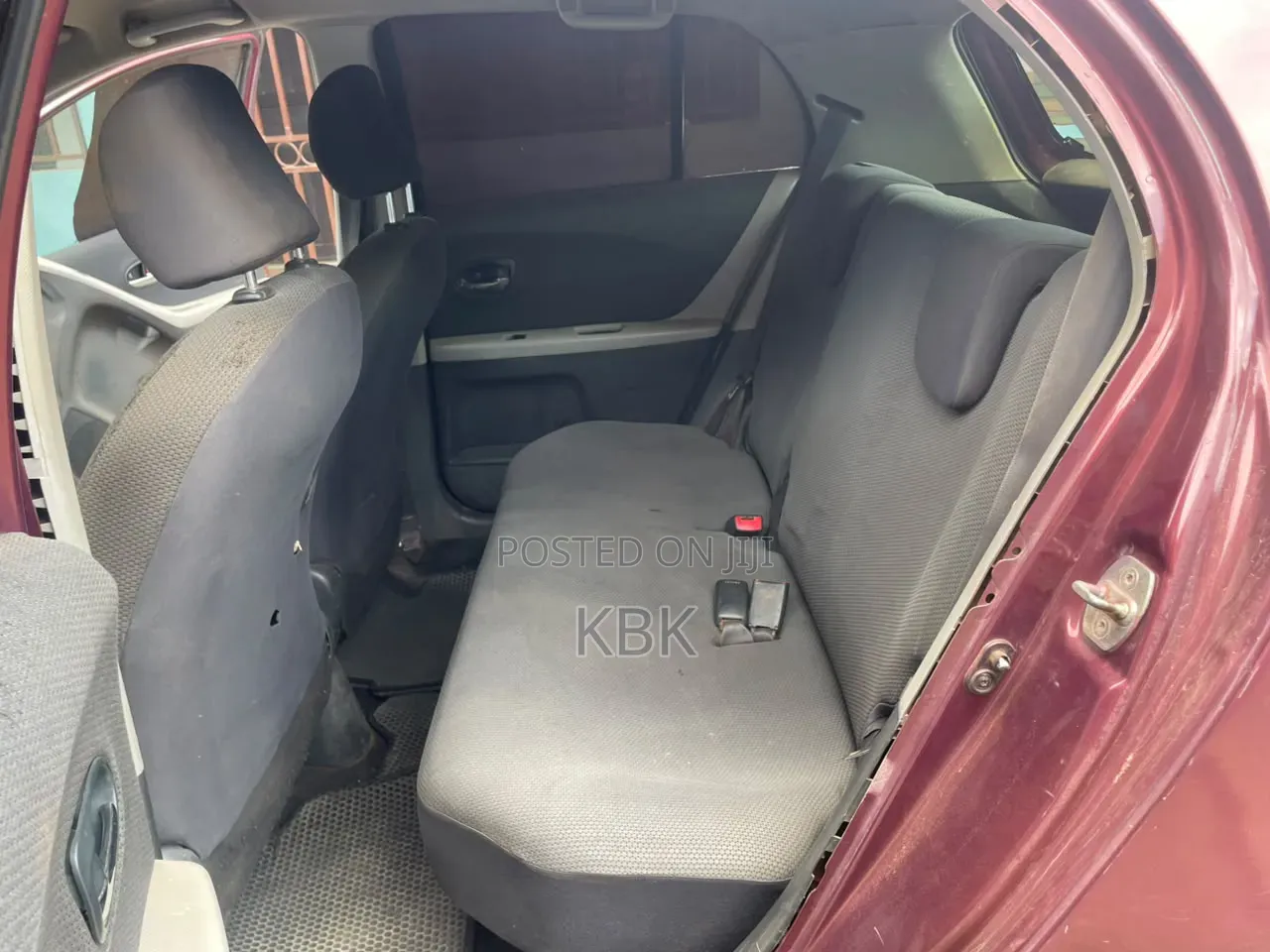 Toyota Vitz 2010 Brown