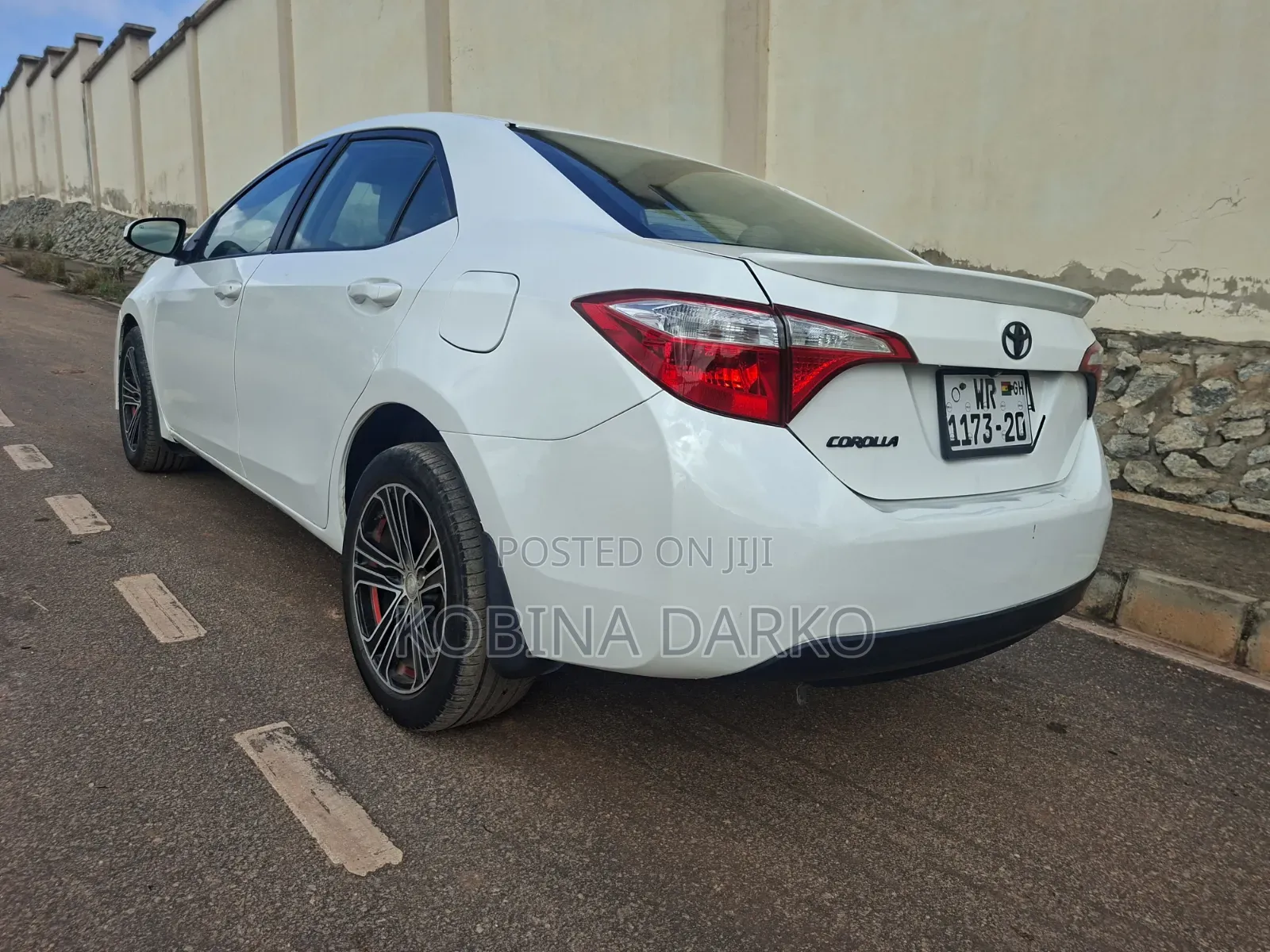 Toyota Corolla L 4dr Sedan (1.8L 4cyl 4A) 2015 White