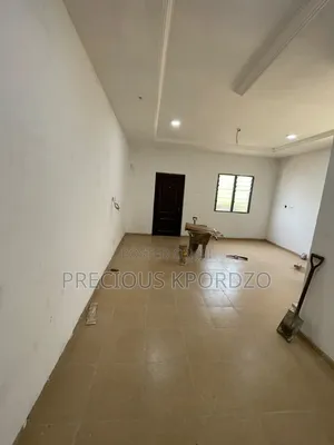 2bdrm Apartment in Commandos Adenta for rent