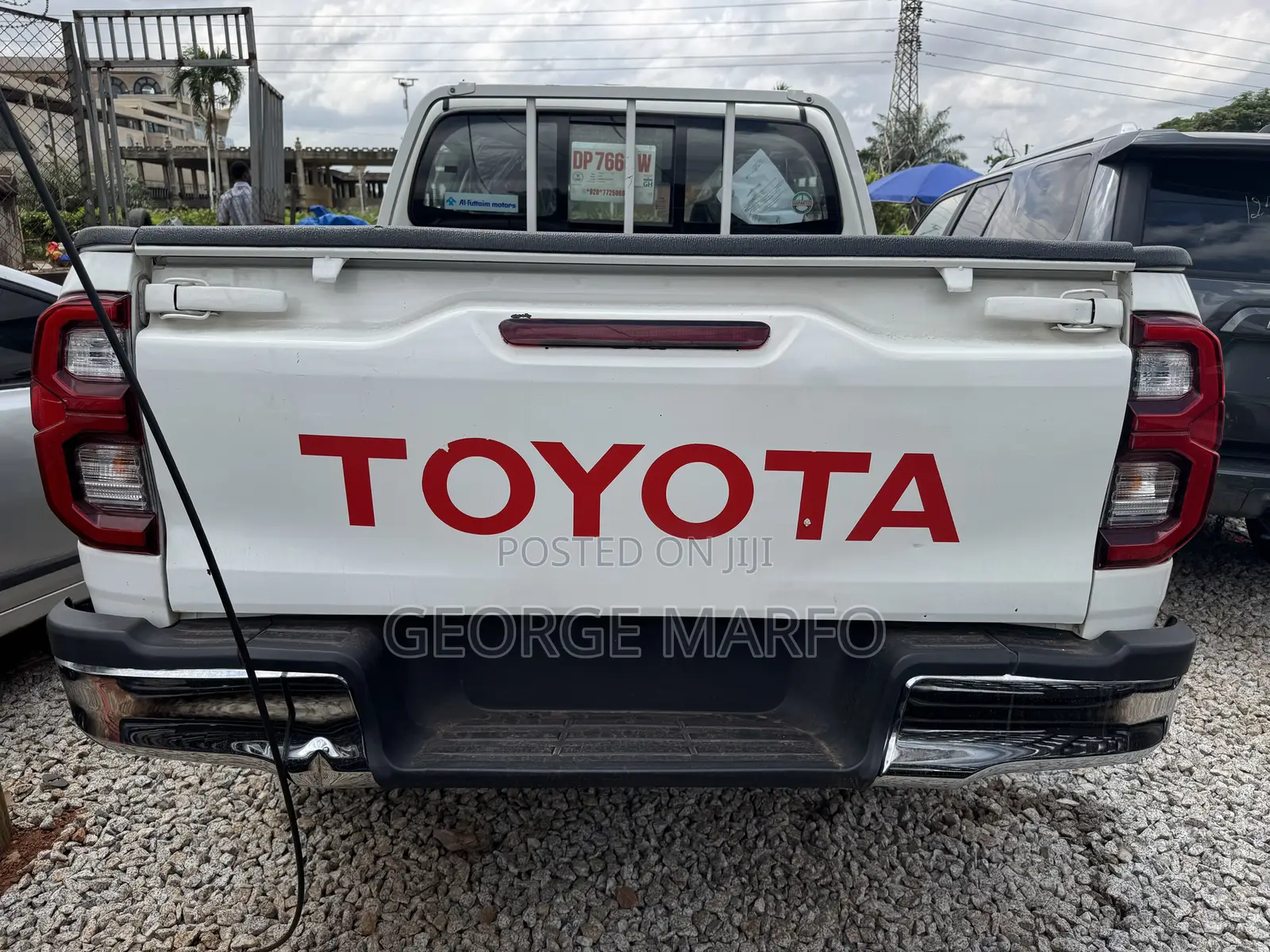Toyota Hilux 2025 White