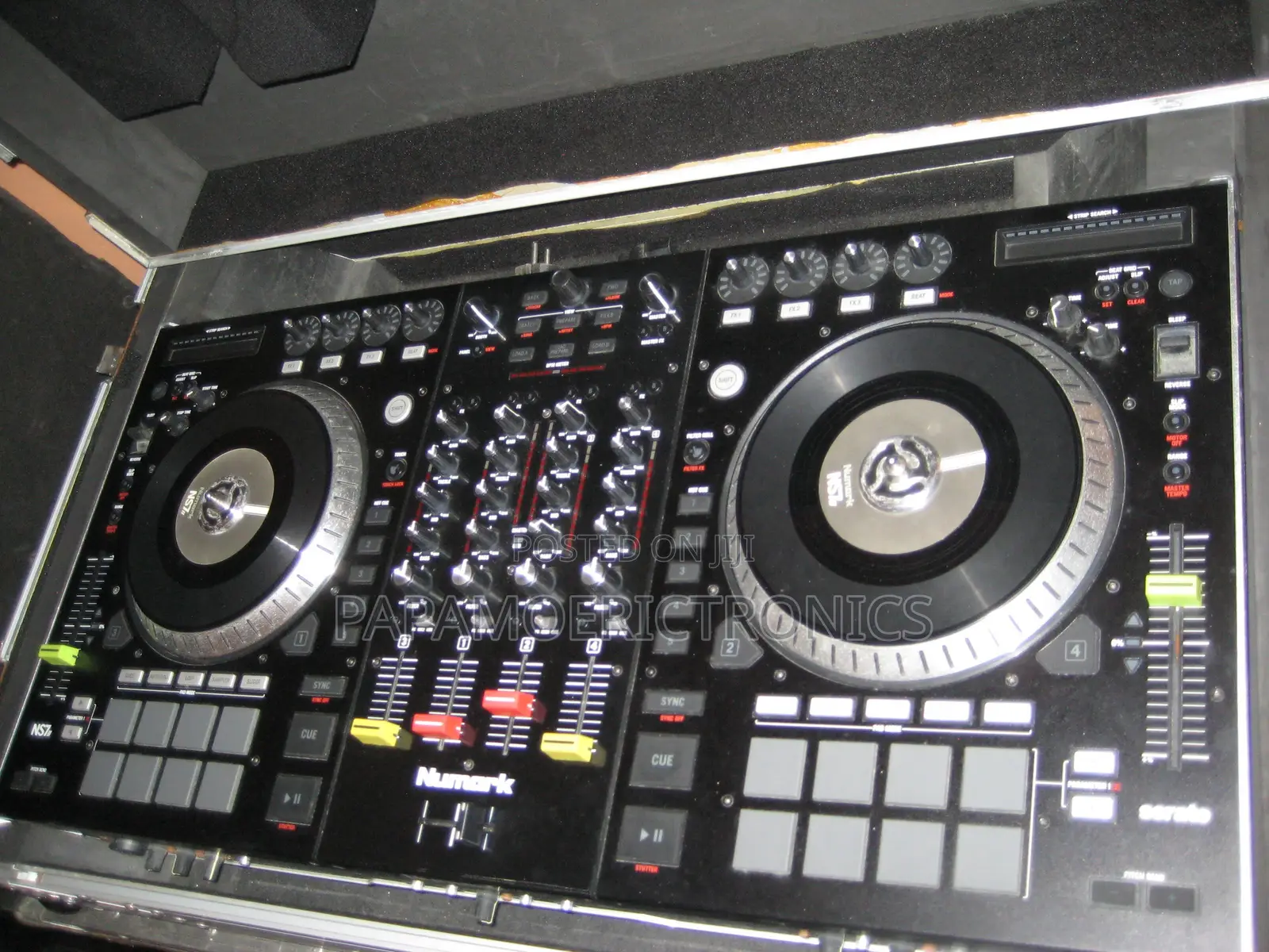 Pioneer Dj DDJ-Rev5 &Numark Ns7