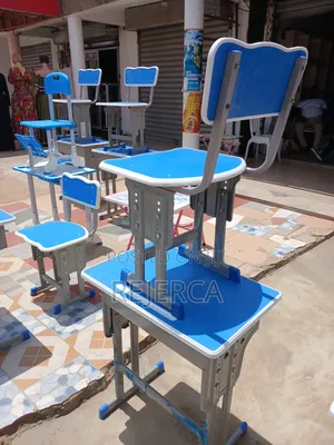 Sstudents Table and Chairs With Adjustable Hight
