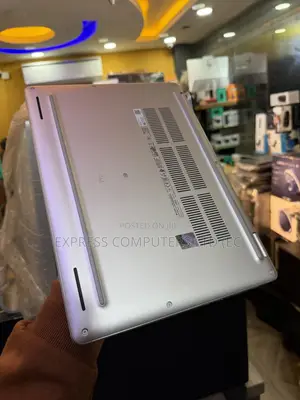 Laptop Dell Pro 14 32GB Intel Core Ultra 5 SSD 512GB