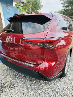 Toyota Highlander Limited 2022 Red