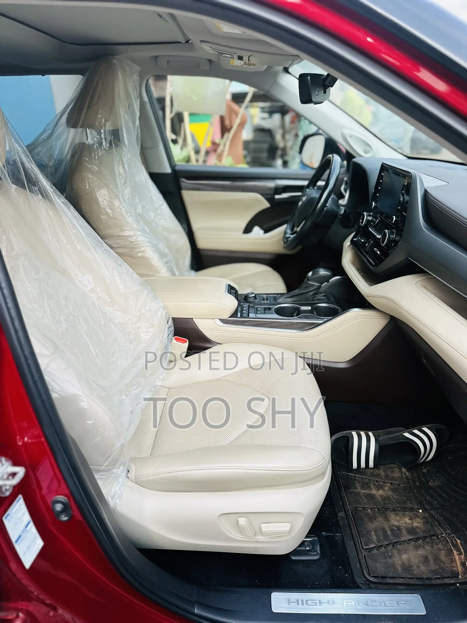 Toyota Highlander Limited 2022 Red