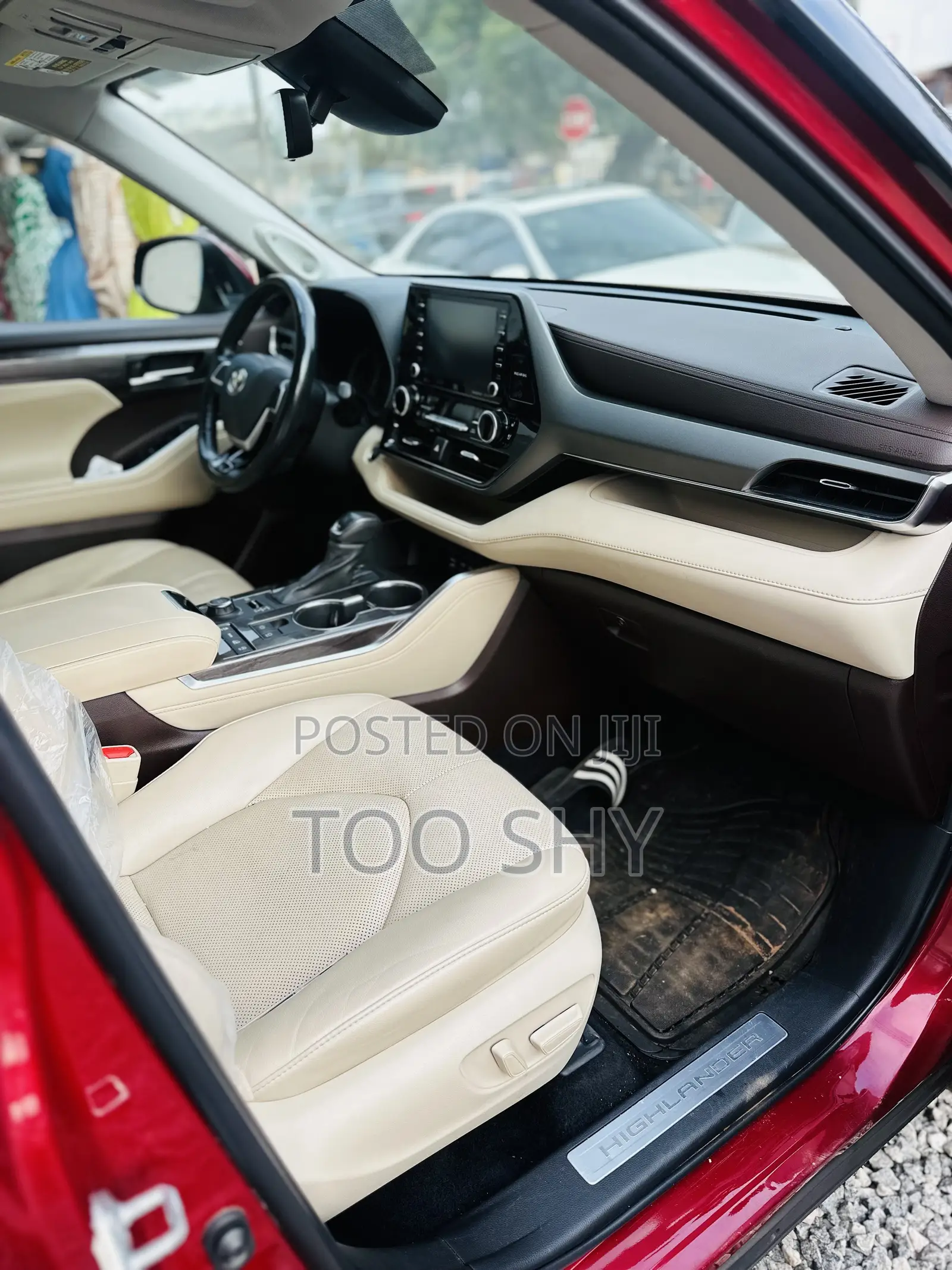 Toyota Highlander Limited 2022 Red