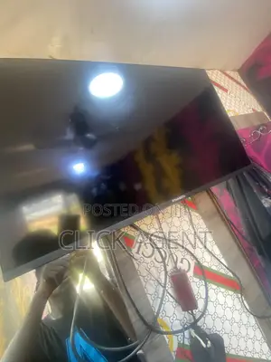 Nasco TV 32inches