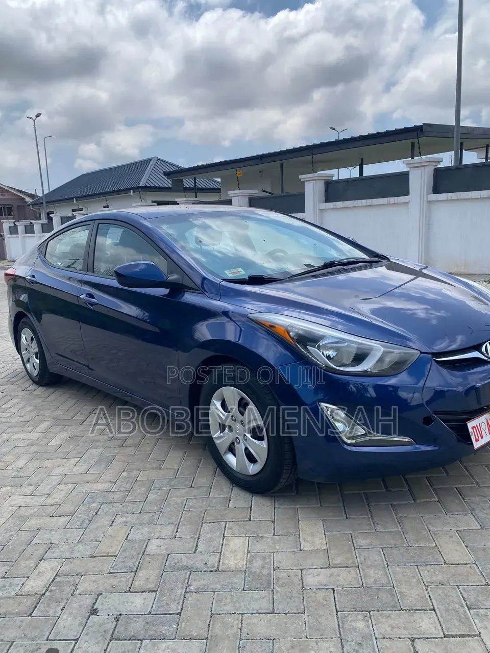 Hyundai Elantra Limited Sedan FWD (1.8L 4cyl 6A) 2016 Blue