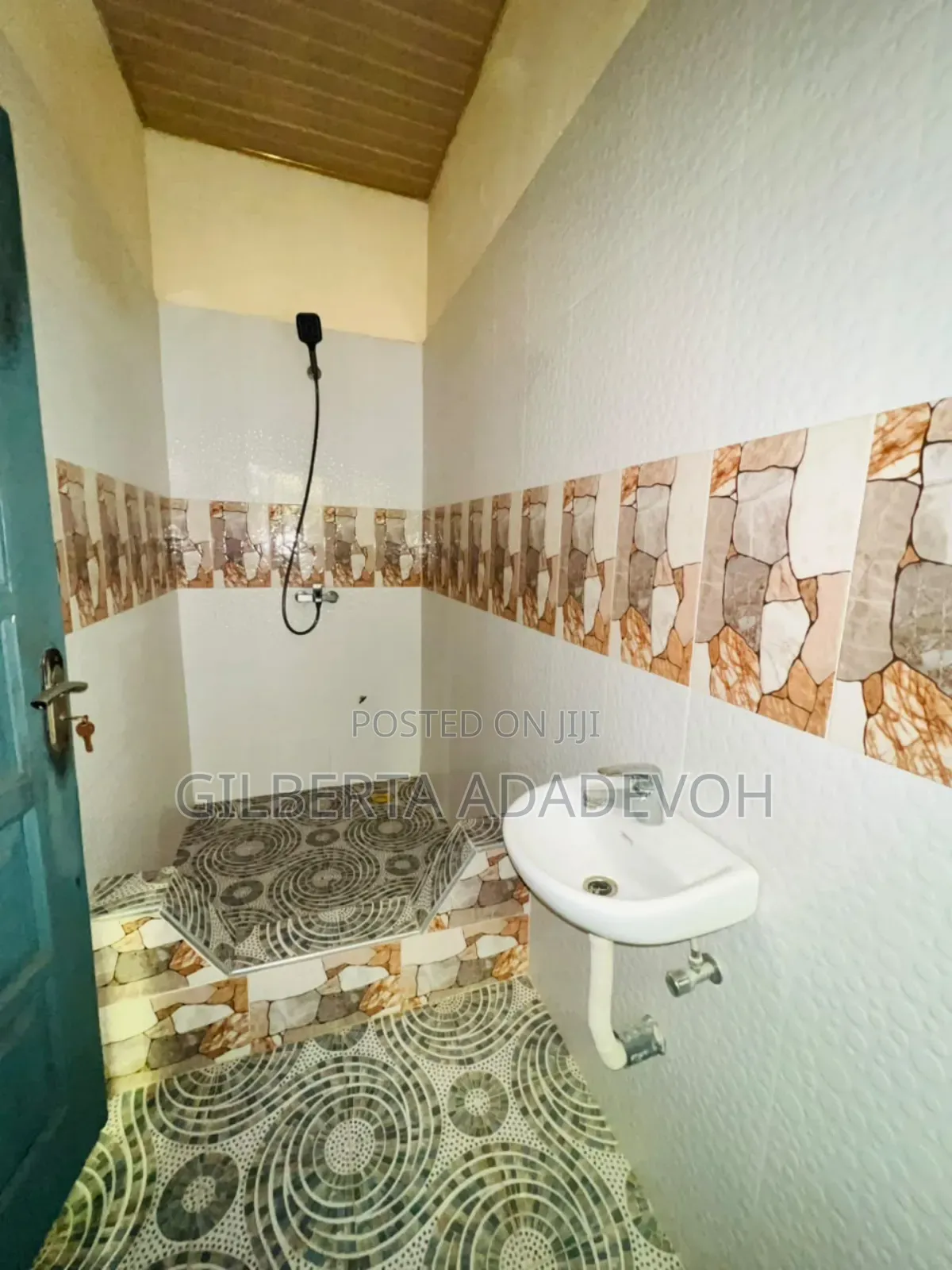 1bdrm Apartment in Danfa for rent