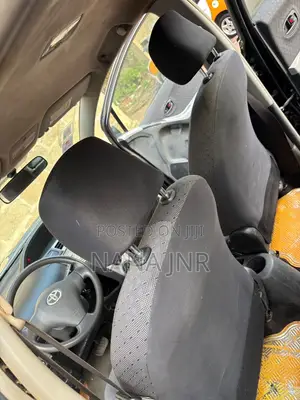 Toyota Yaris 2010 Black