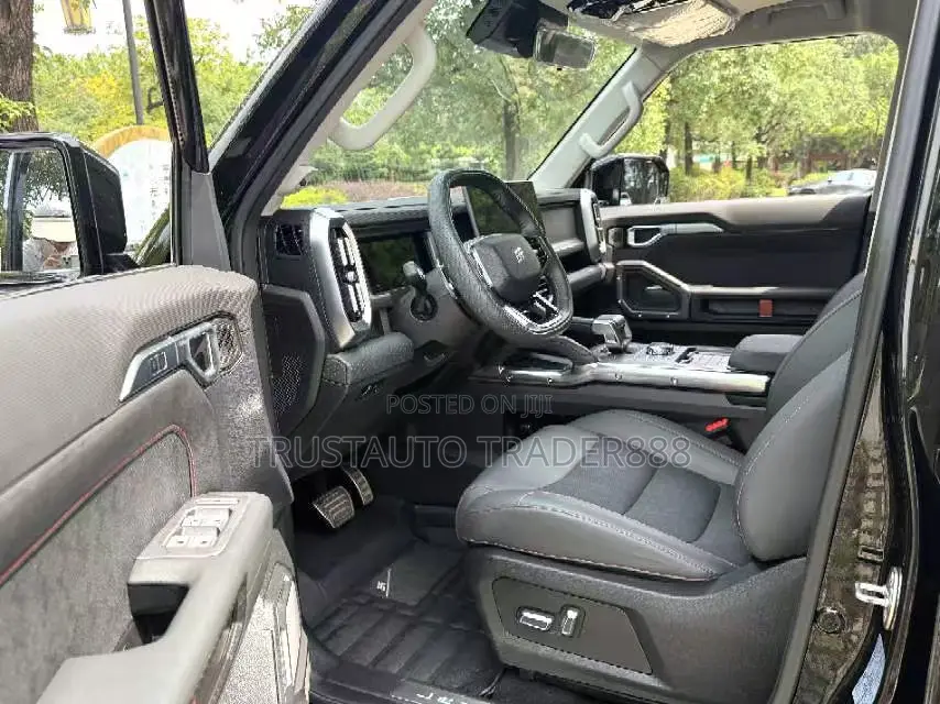 Jetour T2 2.0 Petrol AWD 2024 Black
