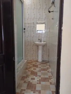 2bdrm Apartment in Unique Key Agency, Tesano for rent