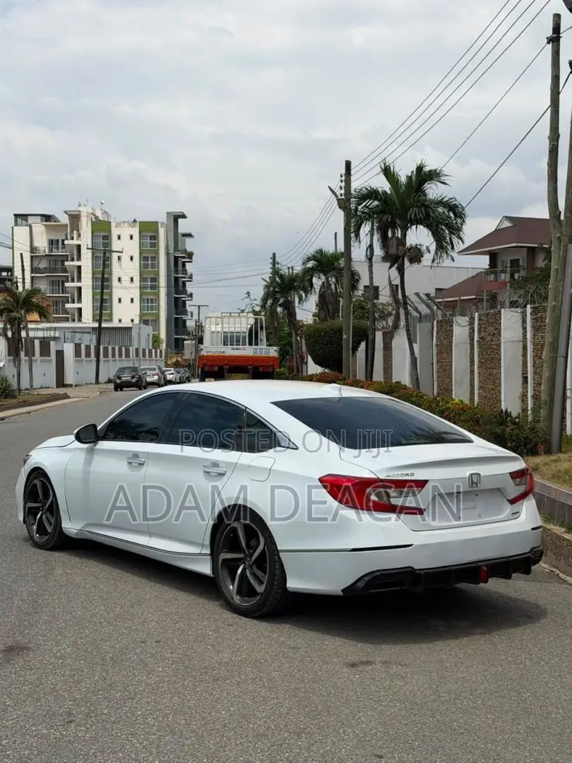 Honda Accord 2019 White