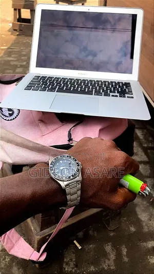 Laptop Apple MacBook 2015 4GB Intel Core 5 HDD 128GB