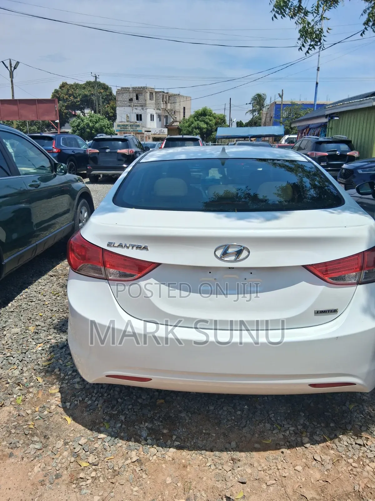 Hyundai Elantra 2012 White