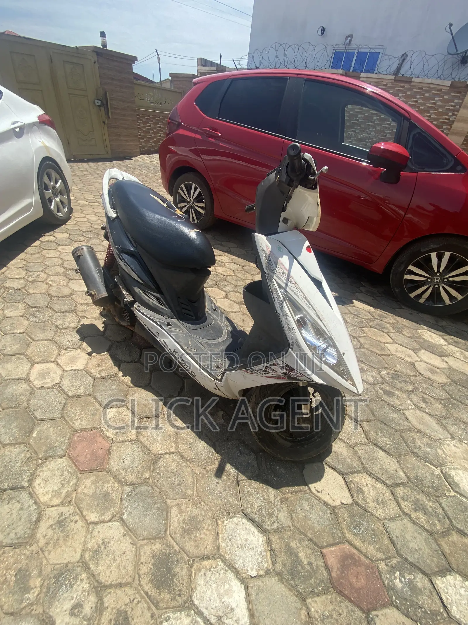 Kymco 2022 White