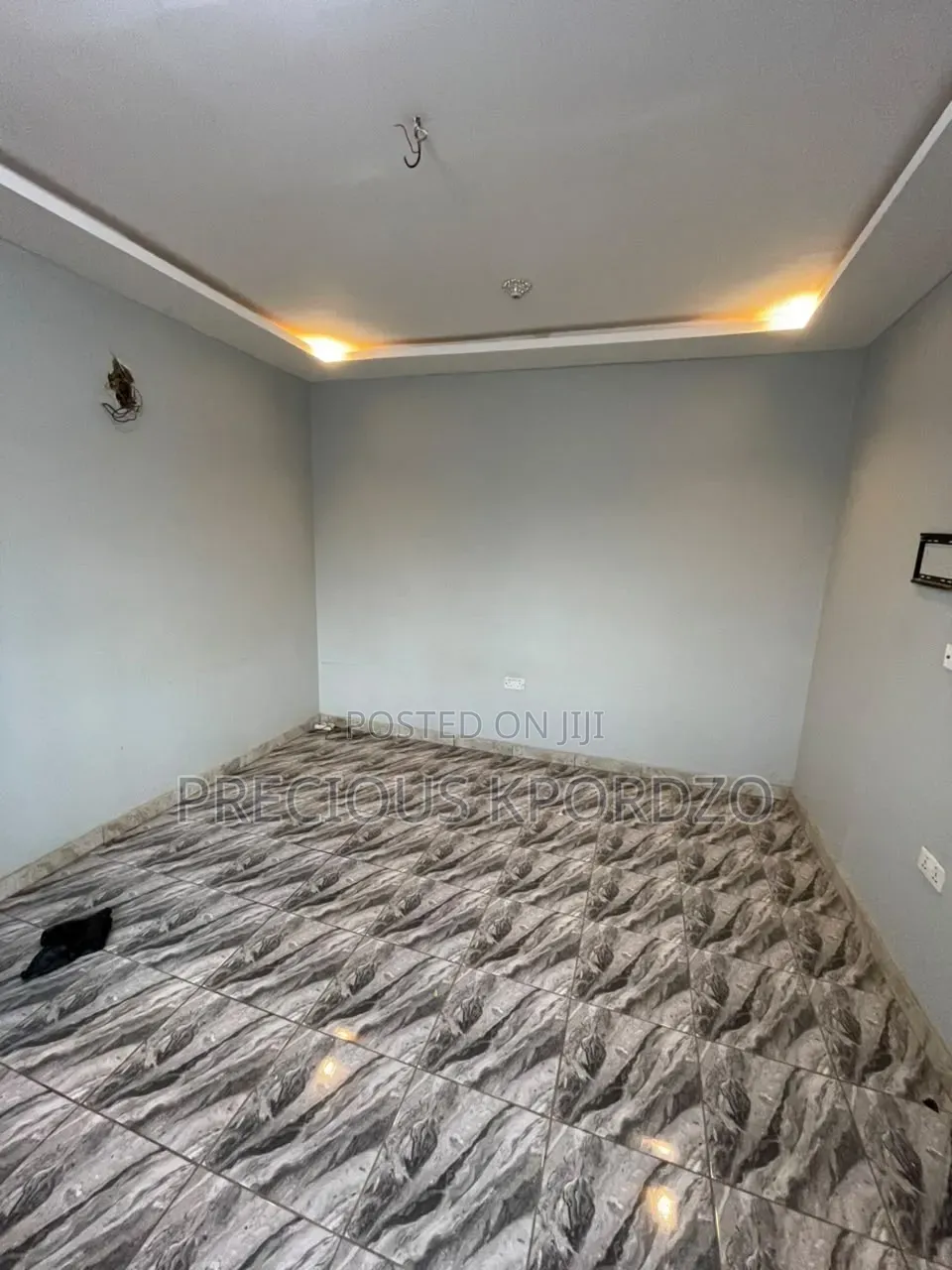 1bdrm Room & Parlour in Amanfrom Adenta, Frafraha for rent
