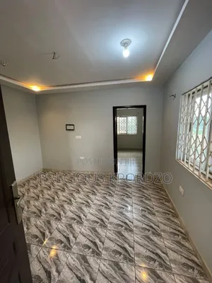 1bdrm Room & Parlour in Amanfrom Adenta, Frafraha for rent