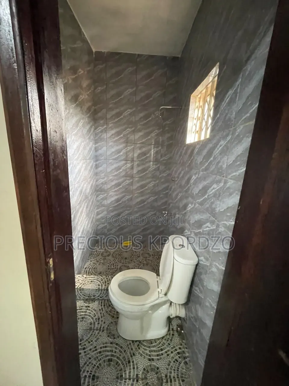 1bdrm Room & Parlour in Amanfrom Adenta, Frafraha for rent
