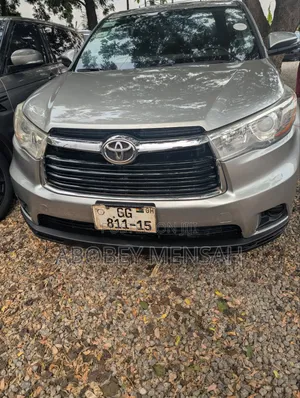 Toyota Highlander LE Plus 4dr SUV AWD (3.5L 6cyl 6A) 2014 Silver