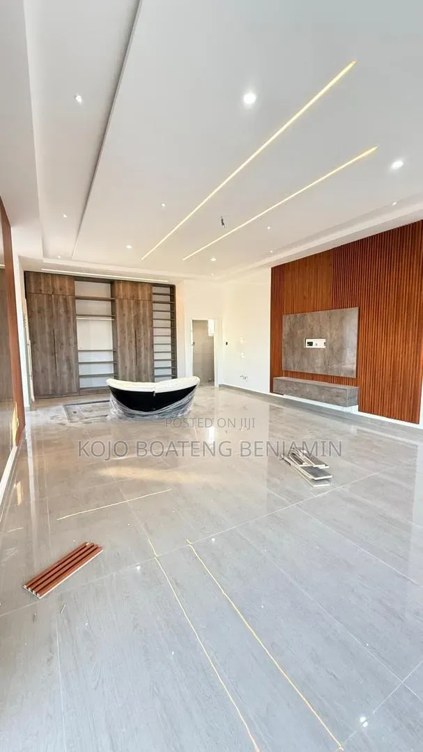 4bdrm House in School Junction for sale