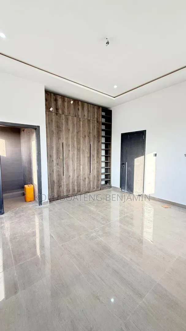 4bdrm House in School Junction for sale