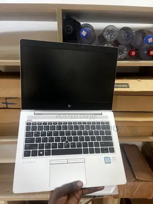 Laptop HP EliteBook 735 G5 8GB AMD Ryzen 5 SSD 256GB