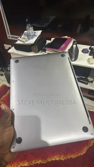 Laptop Apple MacBook Pro 2017 8GB Intel Core i5 SSD 128GB