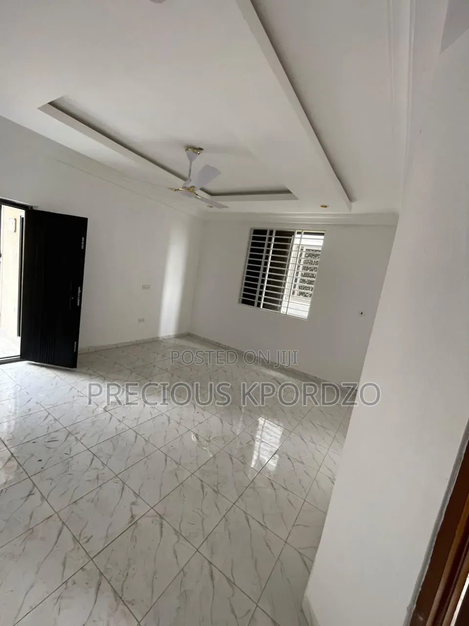 1bdrm Room & Parlour in Amrahia Adenta, Frafraha for rent
